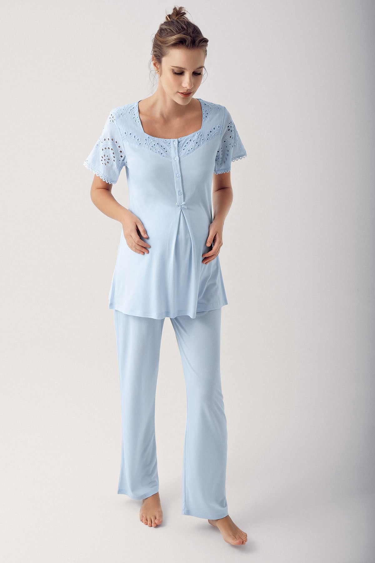 Motif Embroidered 3-Piece Maternity Feeding-Friendly Pajama & Robe Set Blue - S12305