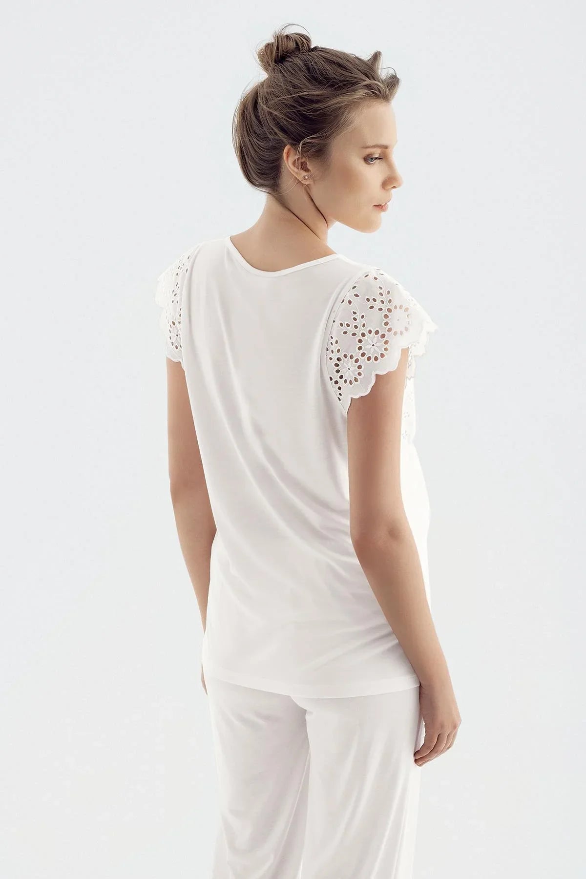 Embroidered Wrap 3-Piece Maternity Feeding-Friendly Pajama & Woven Robe Set Ecru - S14313
