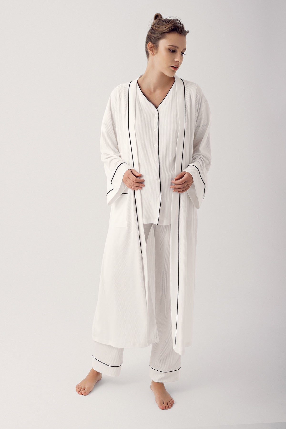 Double Breastfeeding 3-Piece Maternity Feeding-Friendly Pajama & Robe Set Ecru - S14306