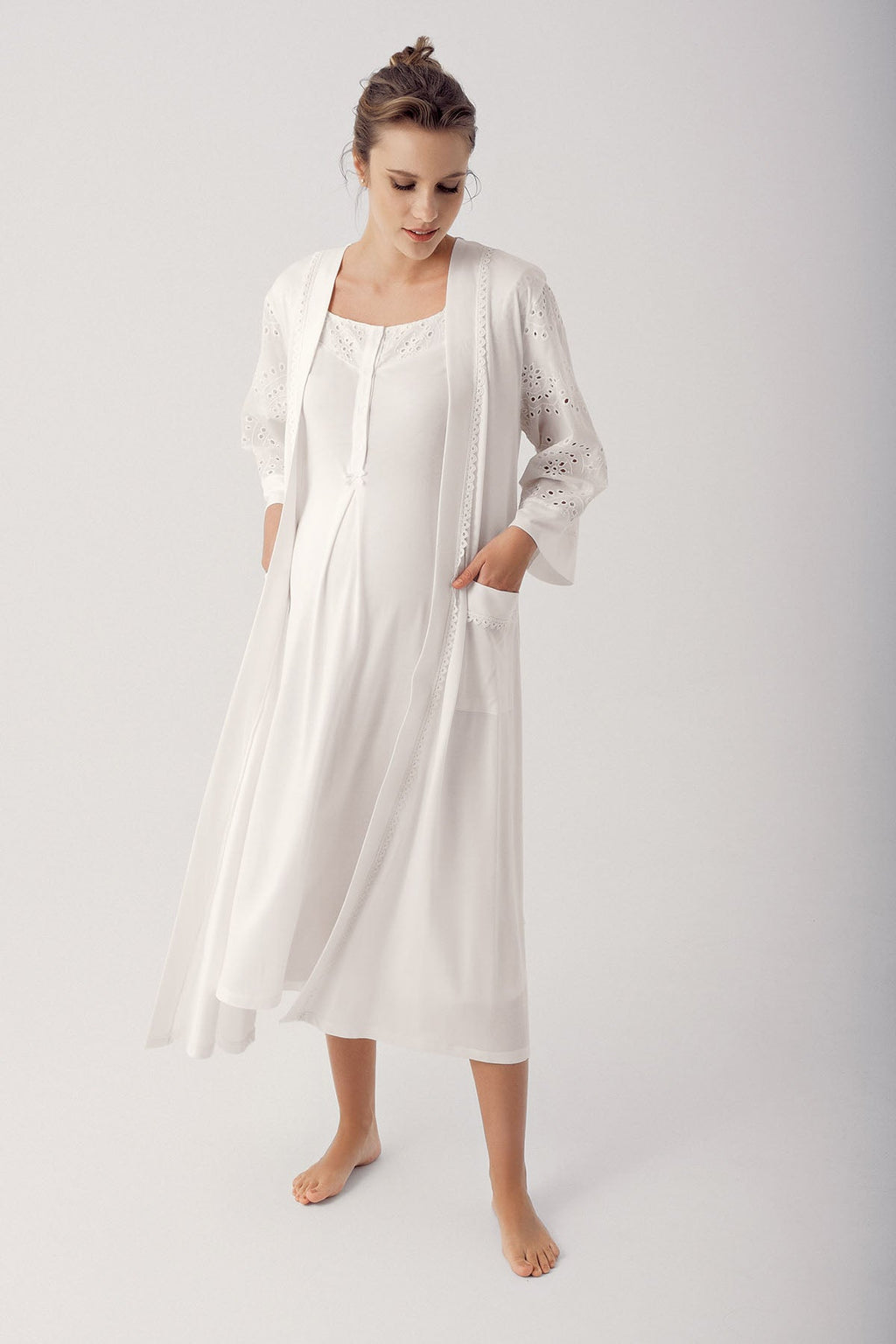 Motif Embroidered Maternity Feeding-Friendly Nightgown & Robe Set Ecru - S14400
