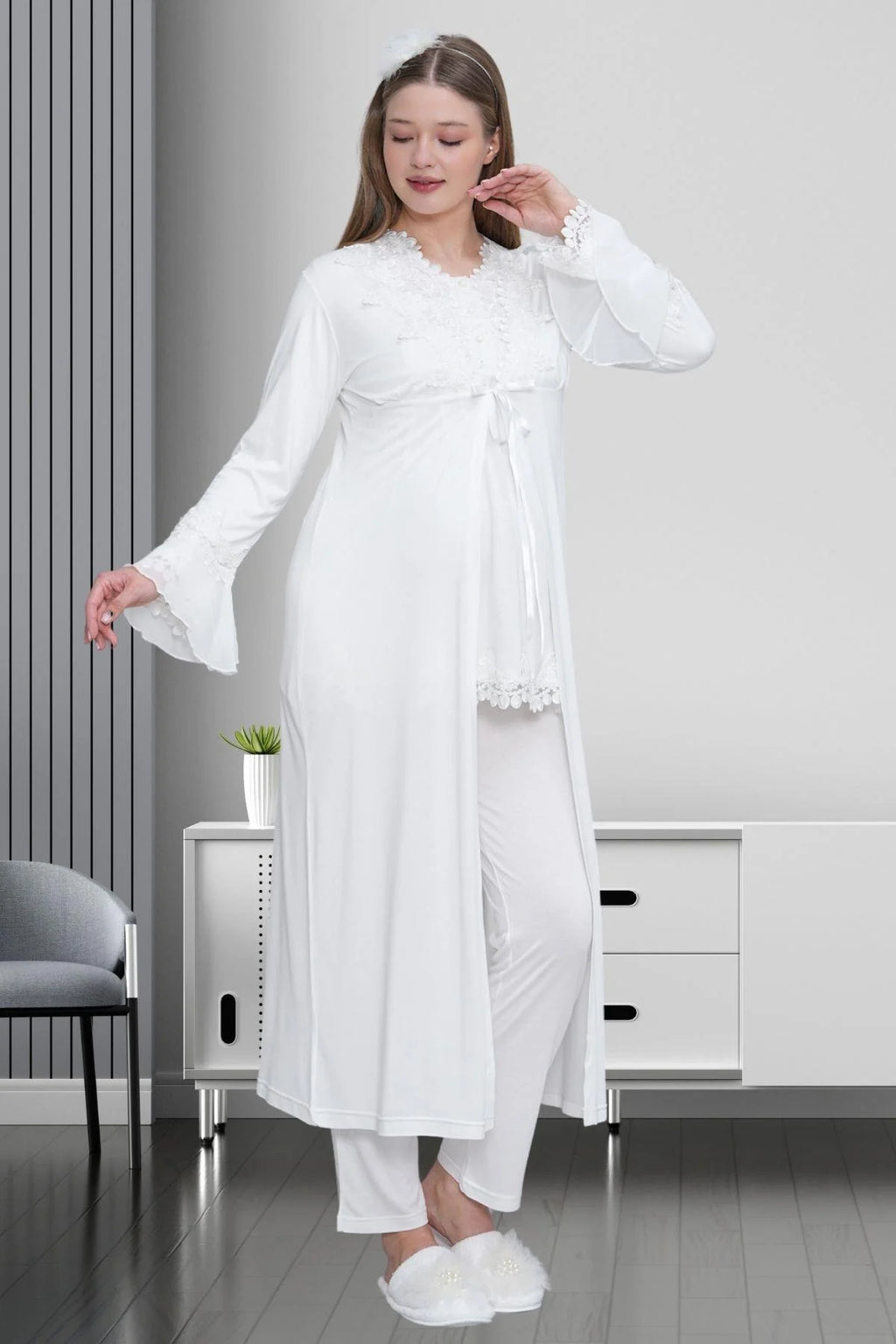 Lace Detailed 3-Piece Maternity Feeding-Friendly Pajama & Robe Set Ecru - C1517