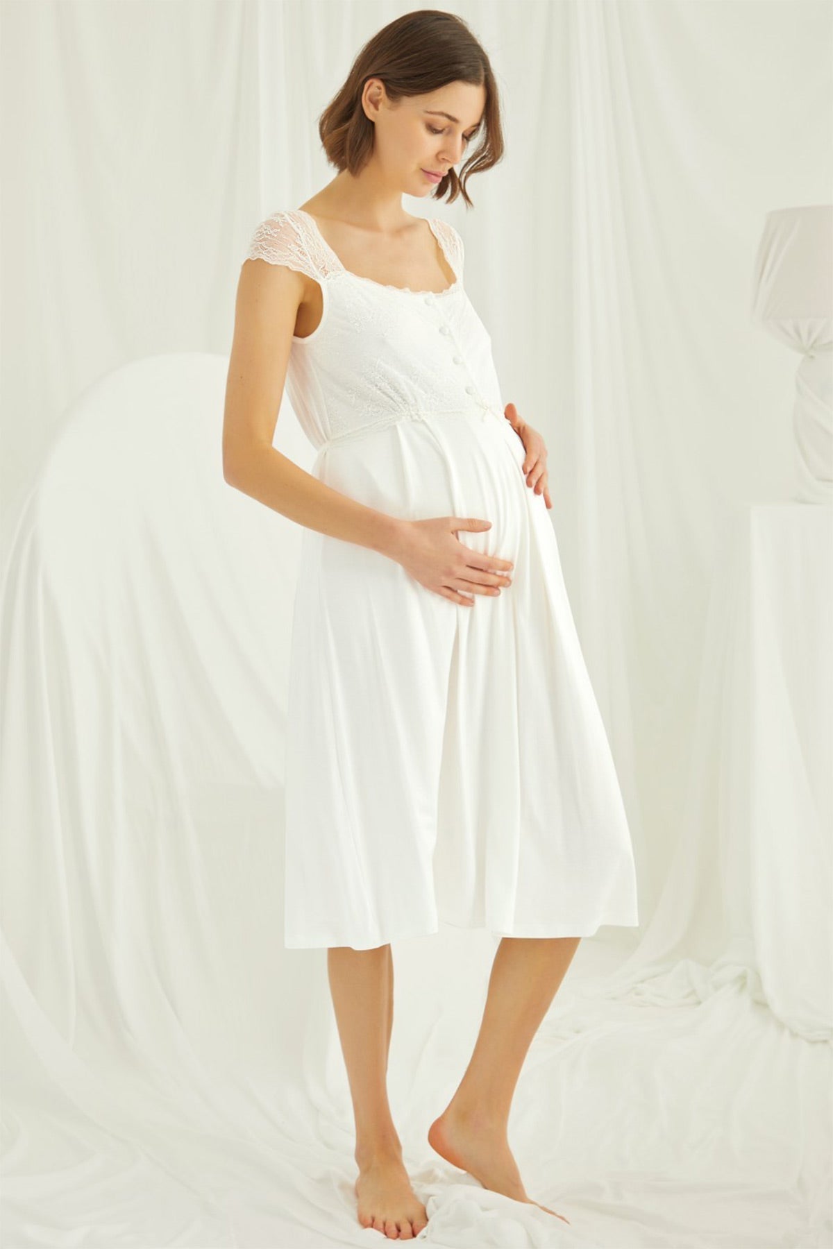 Lace Shoulder Maternity Feeding-Friendly Nightgown Ecru - E18300