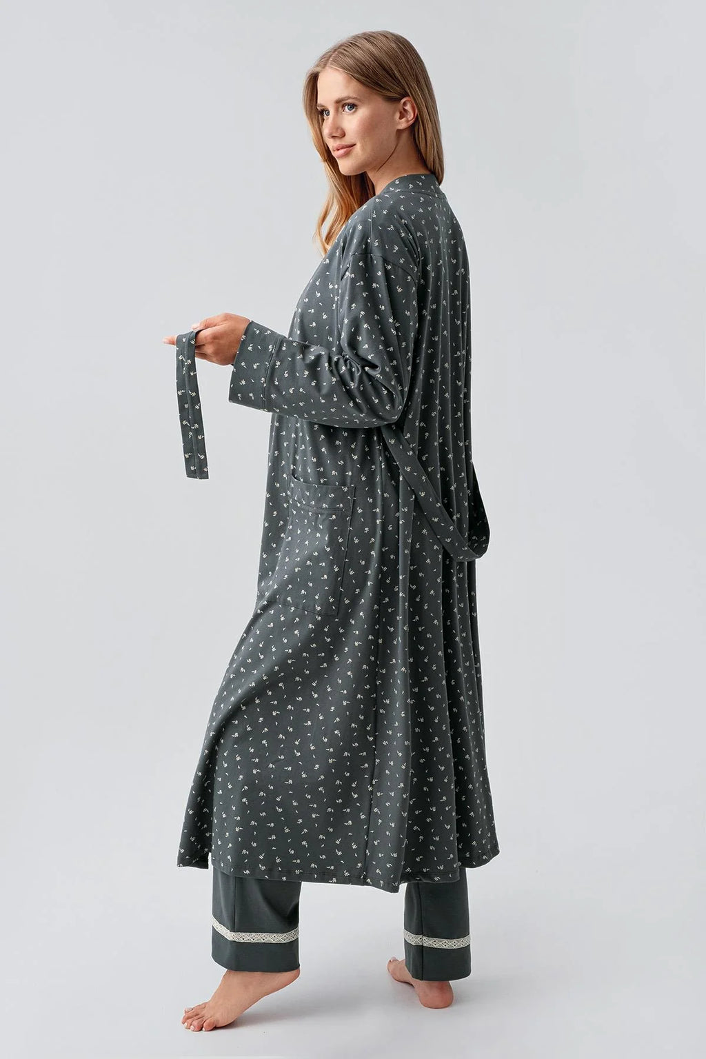 Side Tie Nursing Feature Cotton 3-Piece Maternity Feeding-Friendly Pajama & Patterned Robe Set Green - S18301