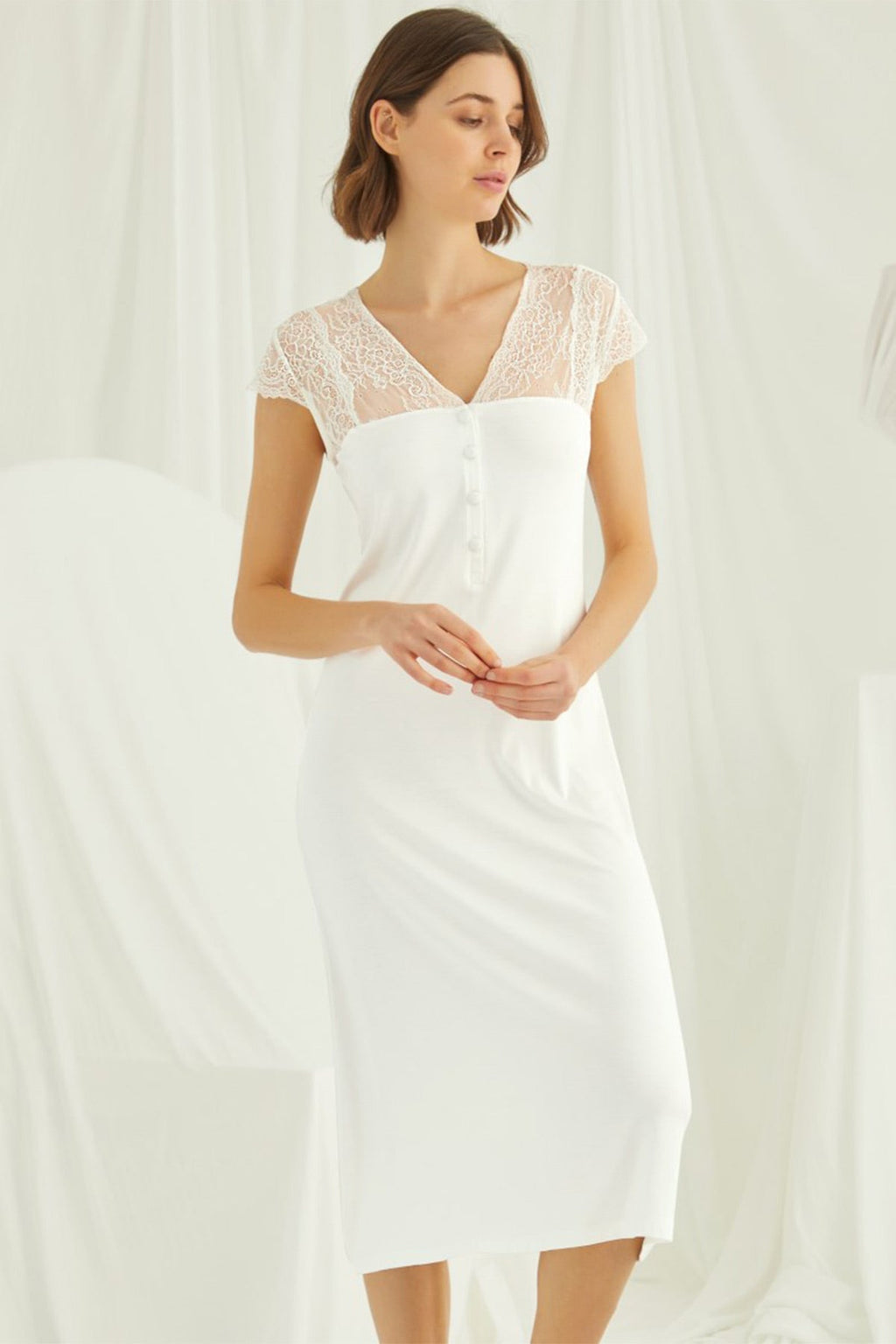 Lace V-Neck Plus Size Maternity Feeding-Friendly Nightgown Ecru - E18455