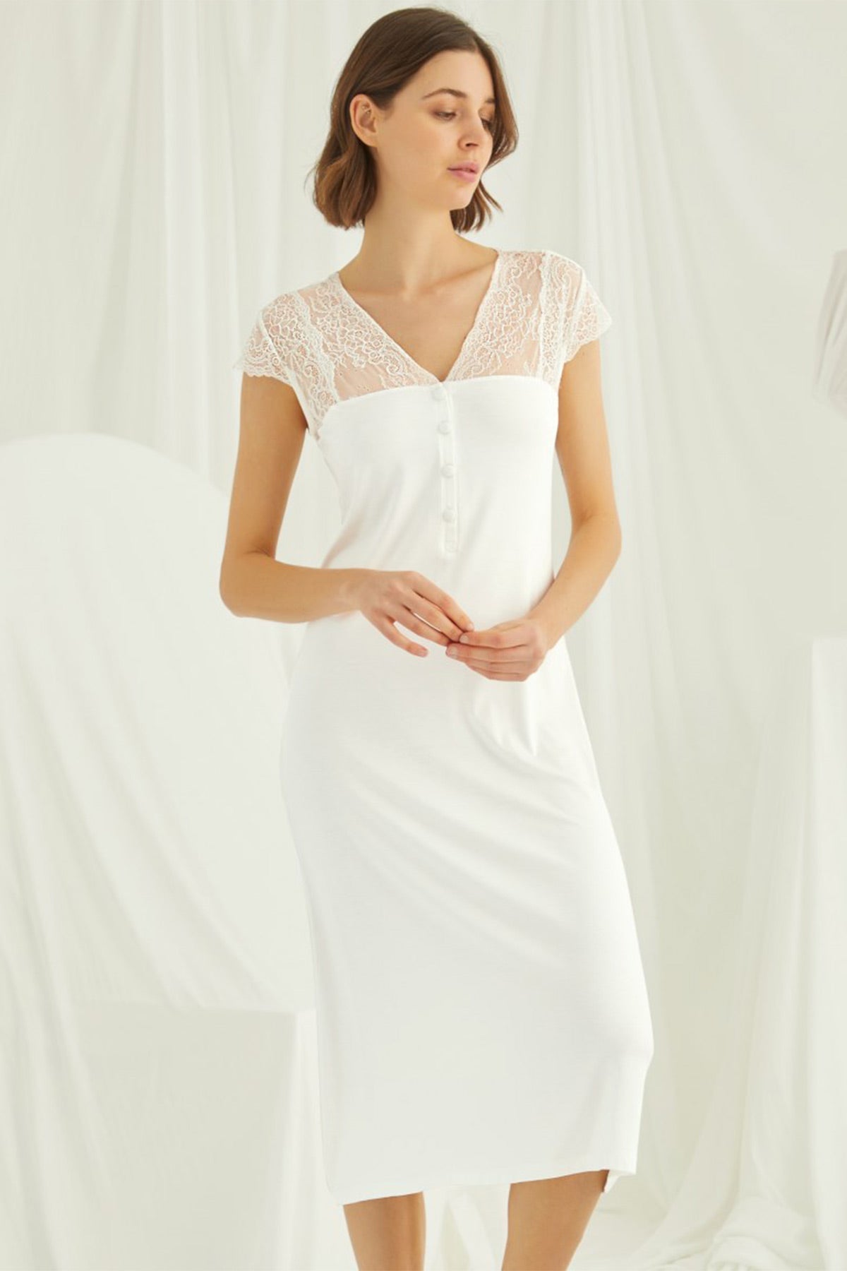 Lace V-Neck Plus Size Maternity Feeding-Friendly Nightgown Ecru - E18455