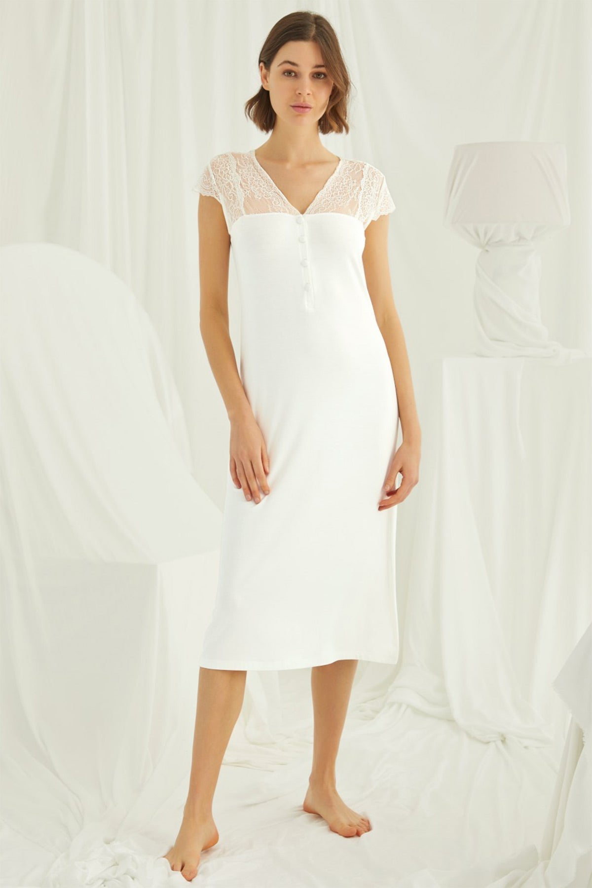 Lace V-Neck Plus Size Maternity Feeding-Friendly Nightgown Ecru - E18455