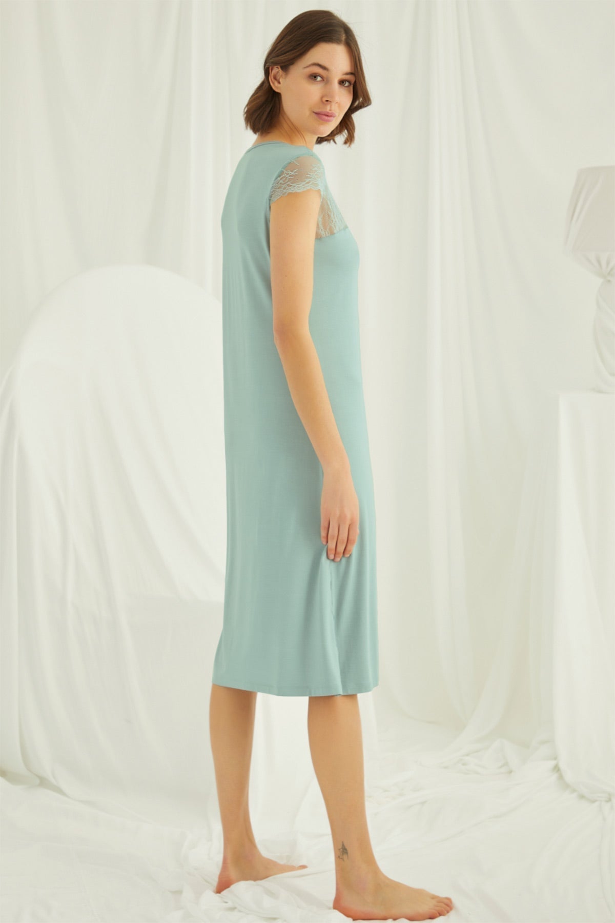Lace V-Neck Long Maternity Feeding-Friendly Nightgown Green - E18463