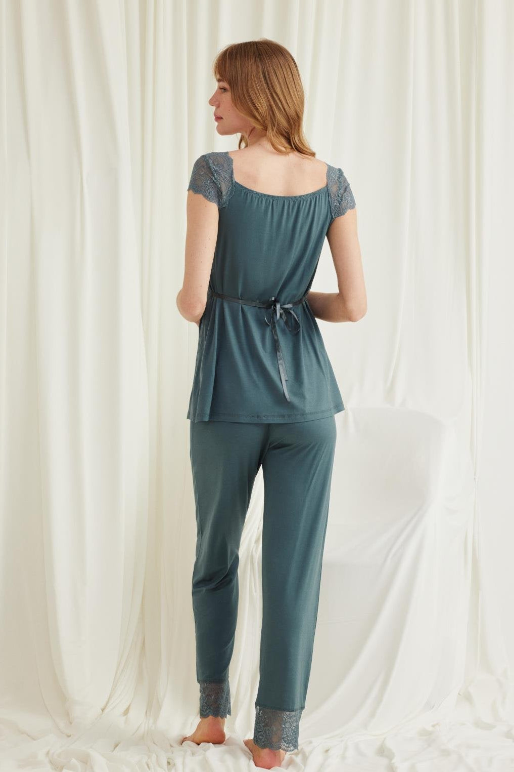Lace Shoulder 3-Piece Maternity Feeding-Friendly Pajama & Robe Set Green - E18535
