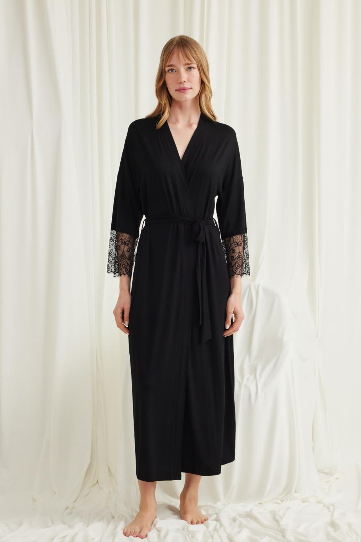 Lace Sleeve Soft Maternity Robe Black - E18555