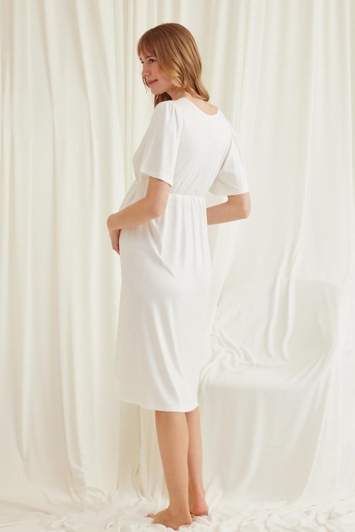 Lacy Panel Maternity Feeding-Friendly Nightgown Ecru - E18603