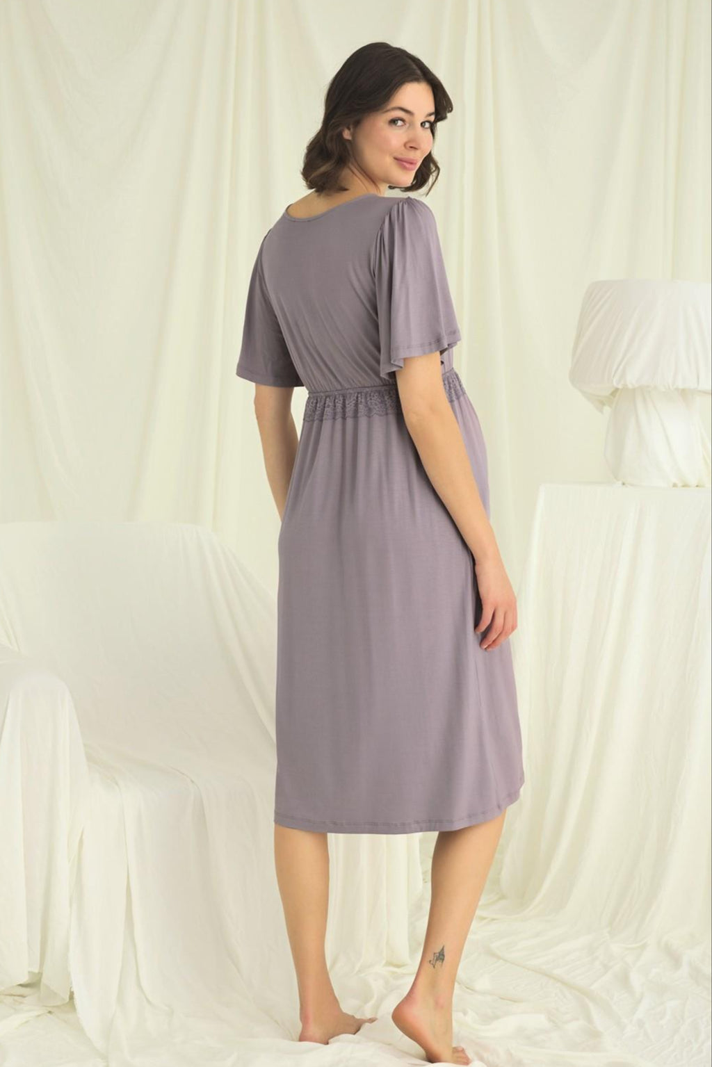 Lacy Panel Maternity Feeding-Friendly Nightgown Grey - E18642