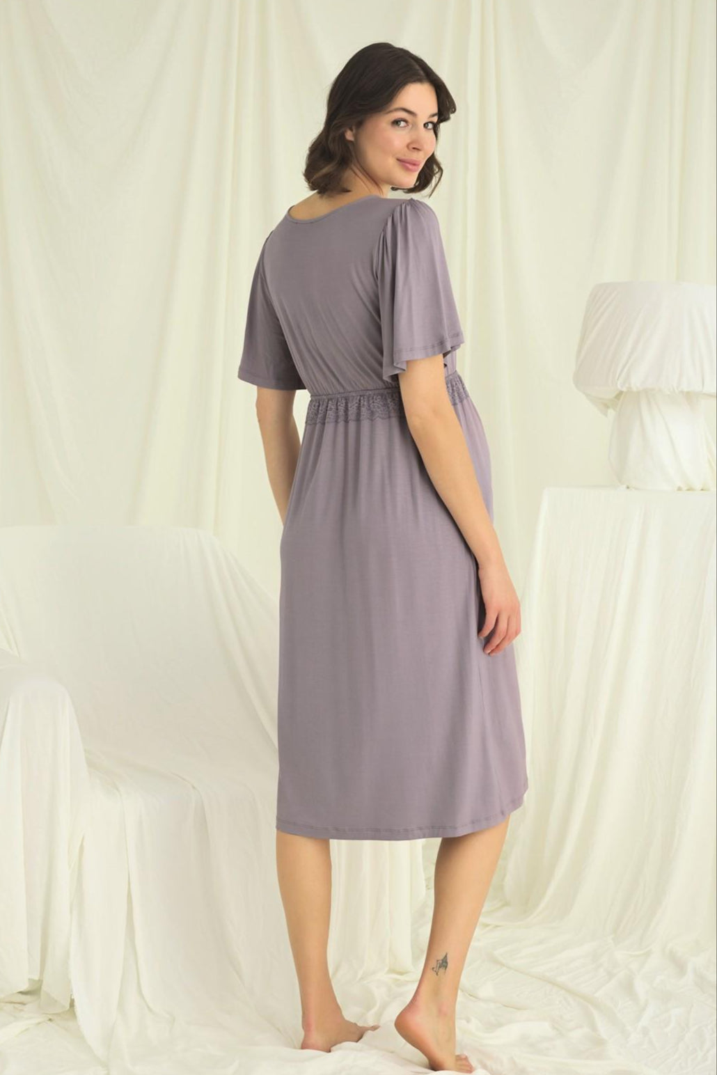 Lacy Panel Maternity Feeding-Friendly Nightgown Grey - E18642