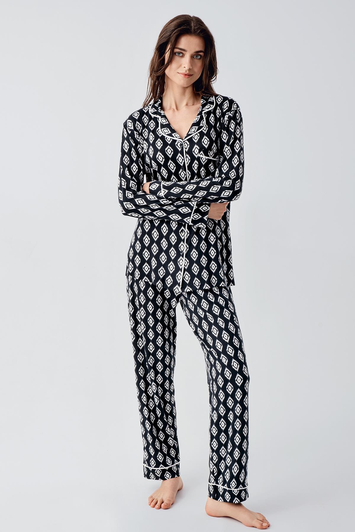 Lacy Patterned 4-Piece Maternity Feeding-Friendly Set Black - S101101