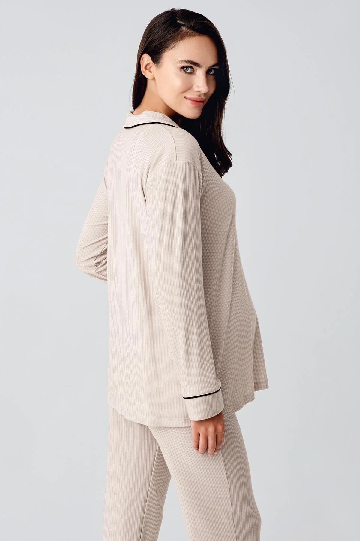 Baby Collar Maternity Feeding-Friendly Pajama Set Beige - S22109