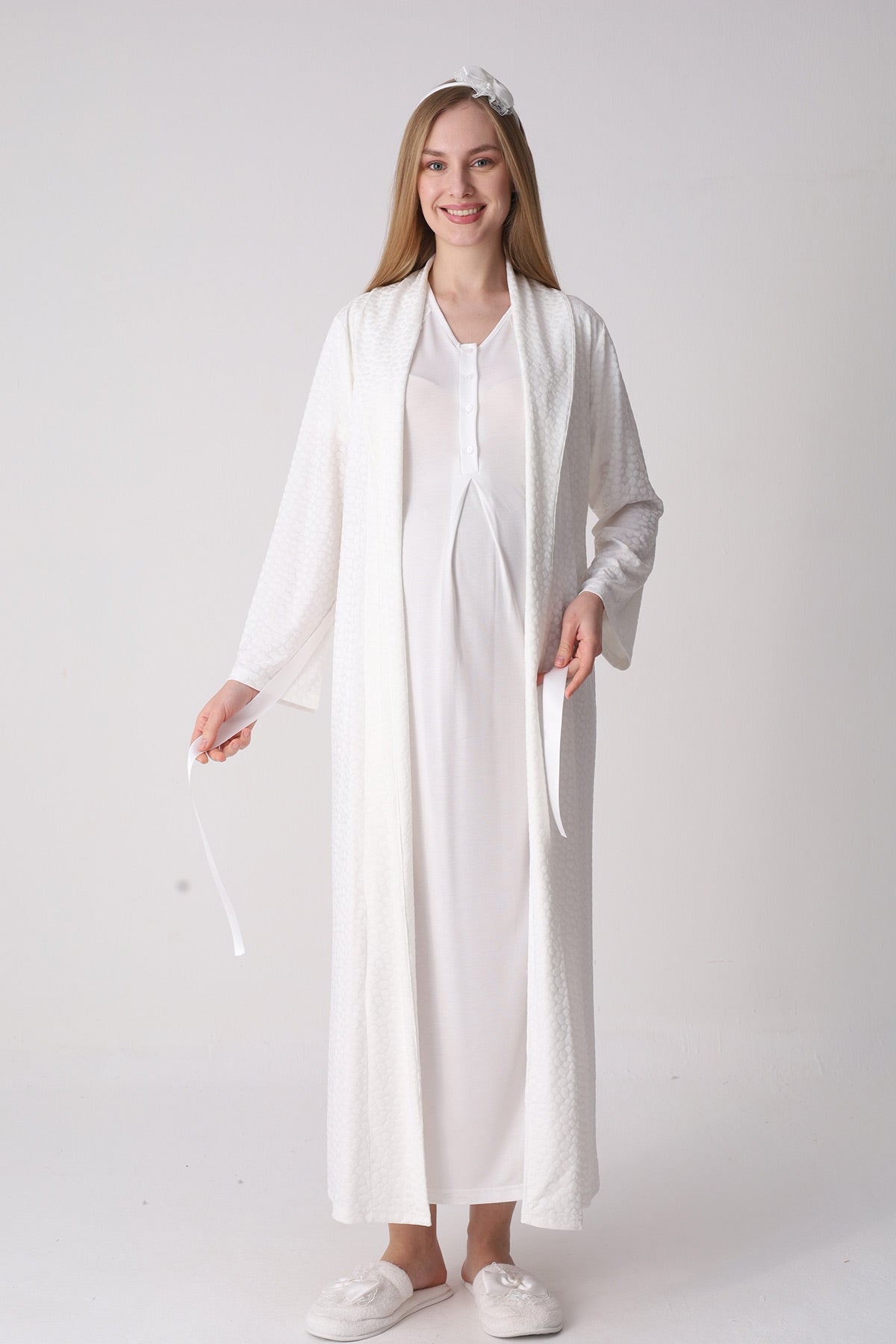 Elegant Lace Detailed Maternity Feeding-Friendly Nightgown & Jacquard Robe Set Ecru - Z2334