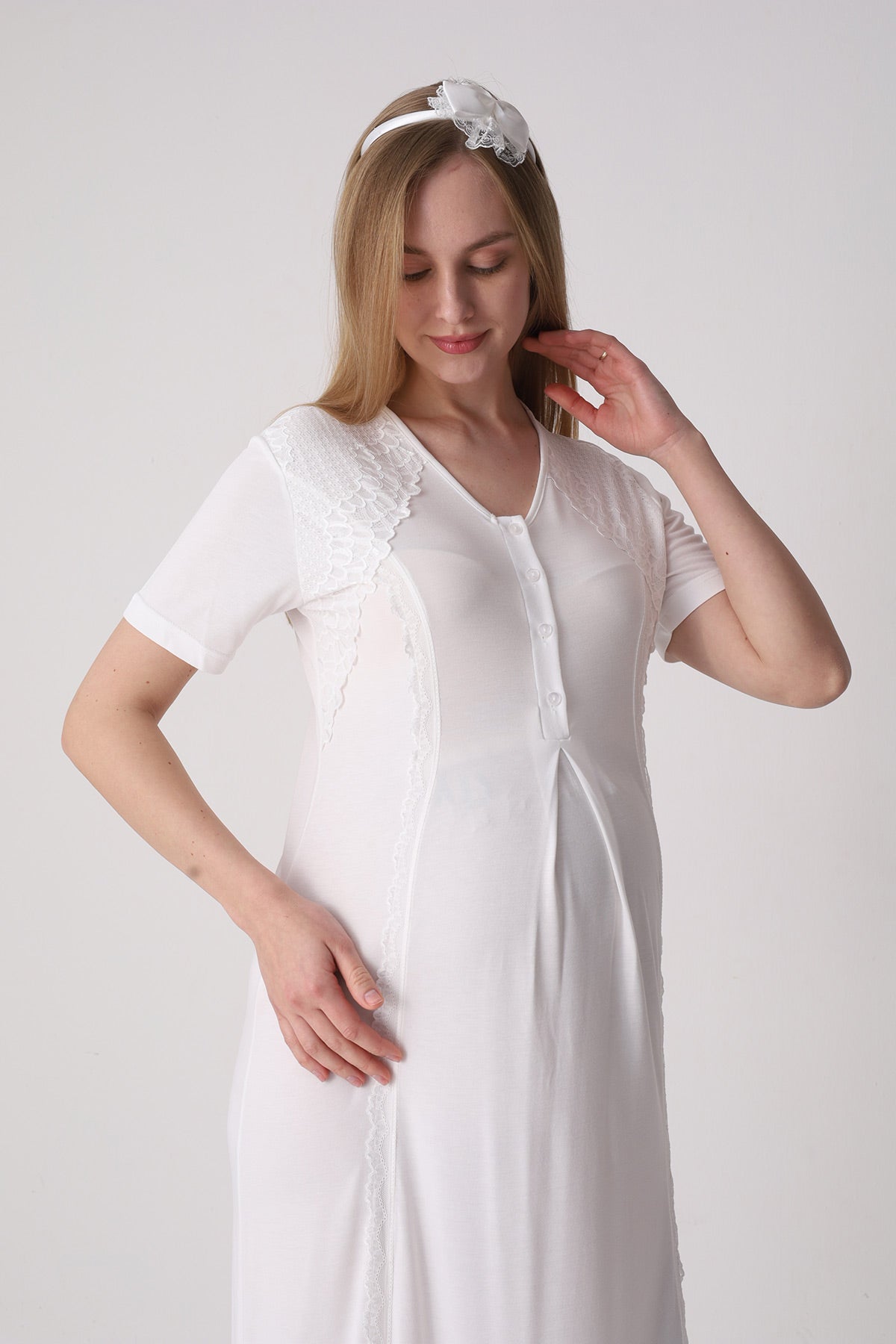 Elegant Lace Detailed Maternity Feeding-Friendly Nightgown & Jacquard Robe Set Ecru - Z2334