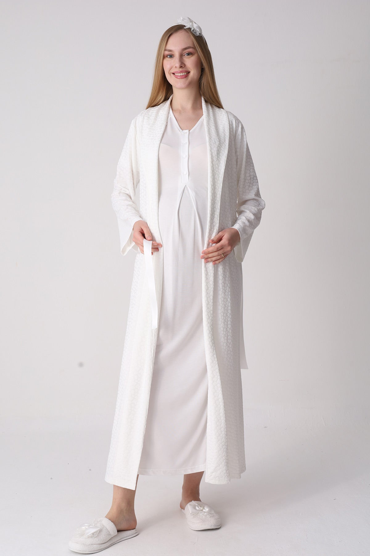 Elegant Lace Detailed Maternity Feeding-Friendly Nightgown & Jacquard Robe Set Ecru - Z2334