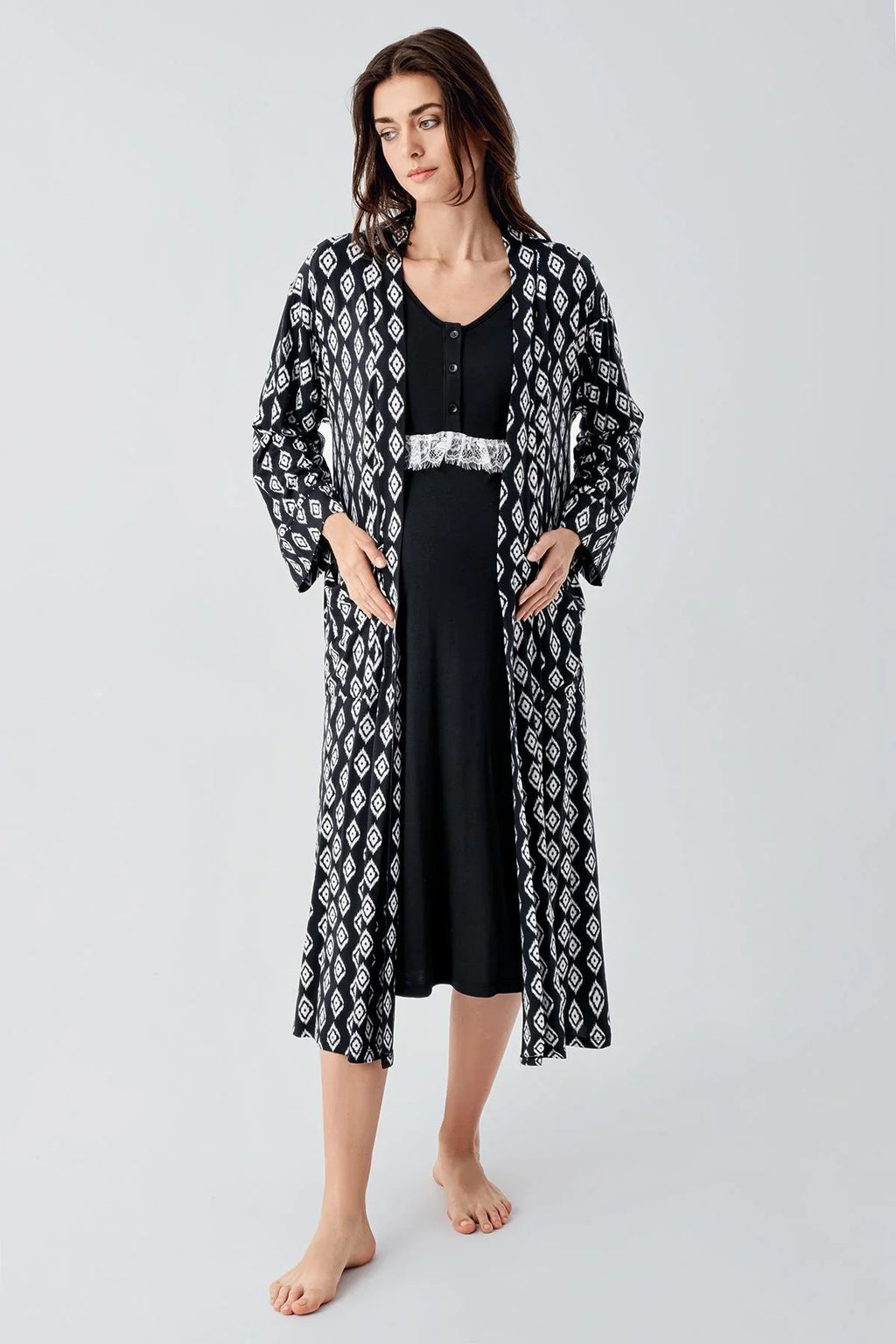 Lacy Patterned 4-Piece Maternity Feeding-Friendly Set Black - S101101