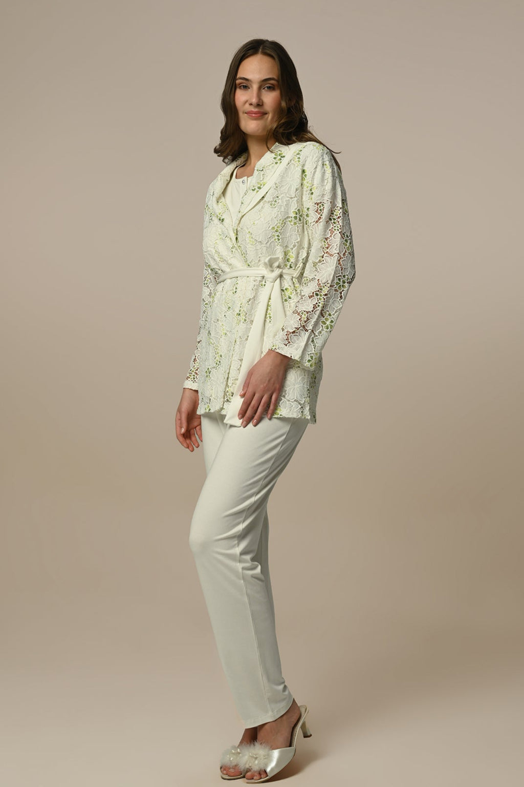 Flower Lace 3-Piece Maternity Feeding-Friendly Pajama & Robe Set Ecru - N24305