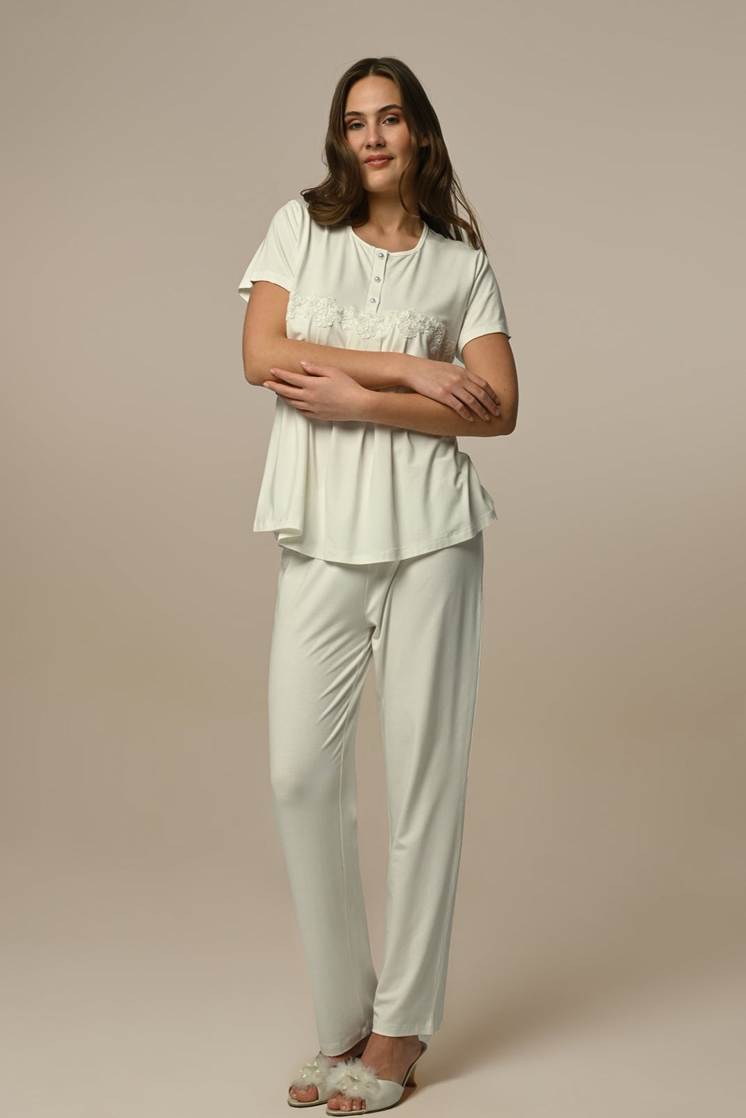Flower Lace 3-Piece Maternity Feeding-Friendly Pajama & Robe Set Ecru - N24305