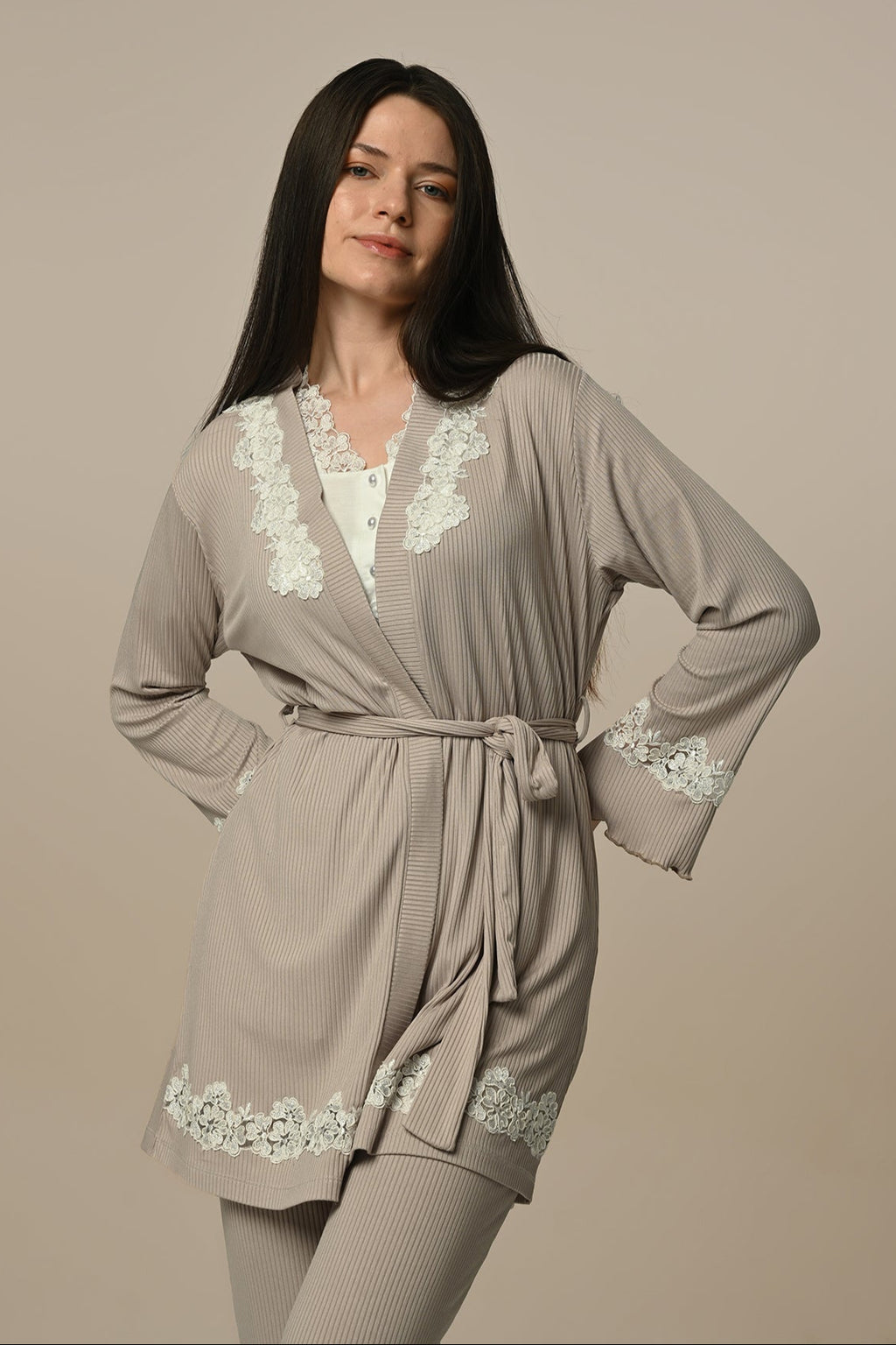 Lace Detailed 3-Piece Maternity Feeding-Friendly Pajama & Robe Set Ecru - N24314