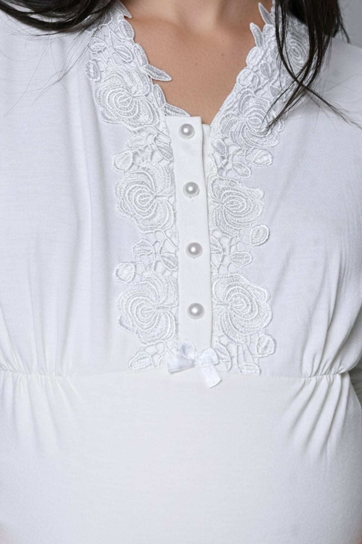 Flowery Lace Collar 3-Piece Maternity Feeding-Friendly Pajama & Robe Set Ecru - N24357