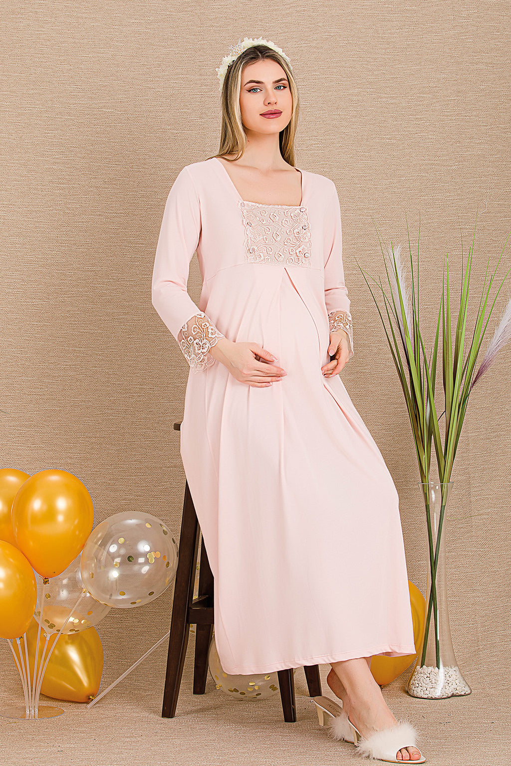 Elegant Lace Embroidered 4-Piece Maternity Feeding-Friendly Set Pink - Y501203