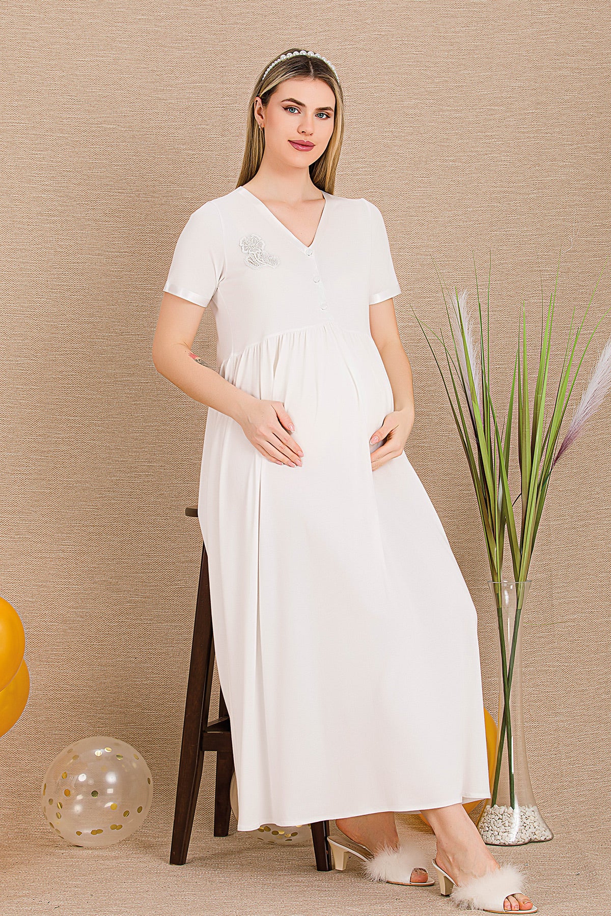 Embroidered Maternity Feeding-Friendly Nightgown & Lace Sleeve Robe Set Ecru - Y33504