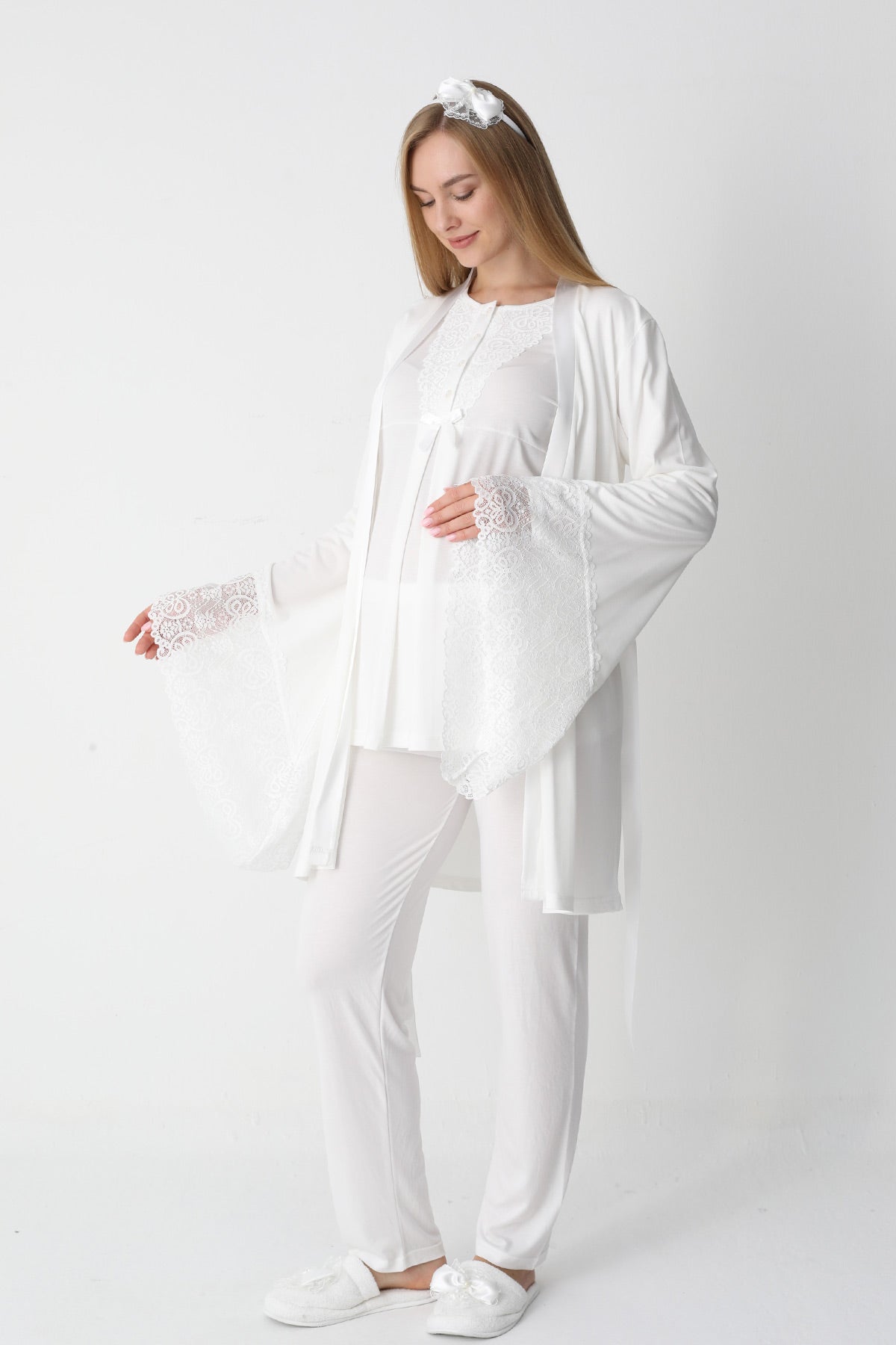 Lace Collar 3-Piece Maternity Feeding-Friendly Pajama & Flywheel Arm Robe Set Ecru - Z3448