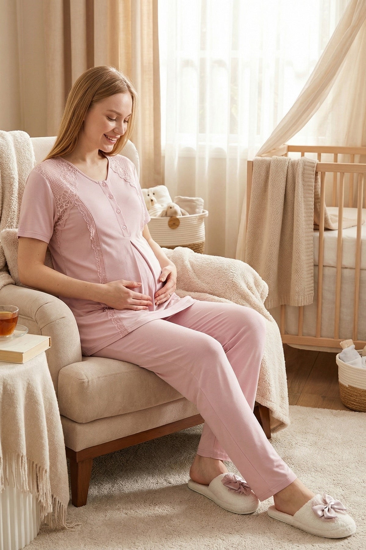 Elegant Lace Detailed 3-Piece Maternity Feeding-Friendly Pajama & Jacquard Robe Set Powder - Z3477
