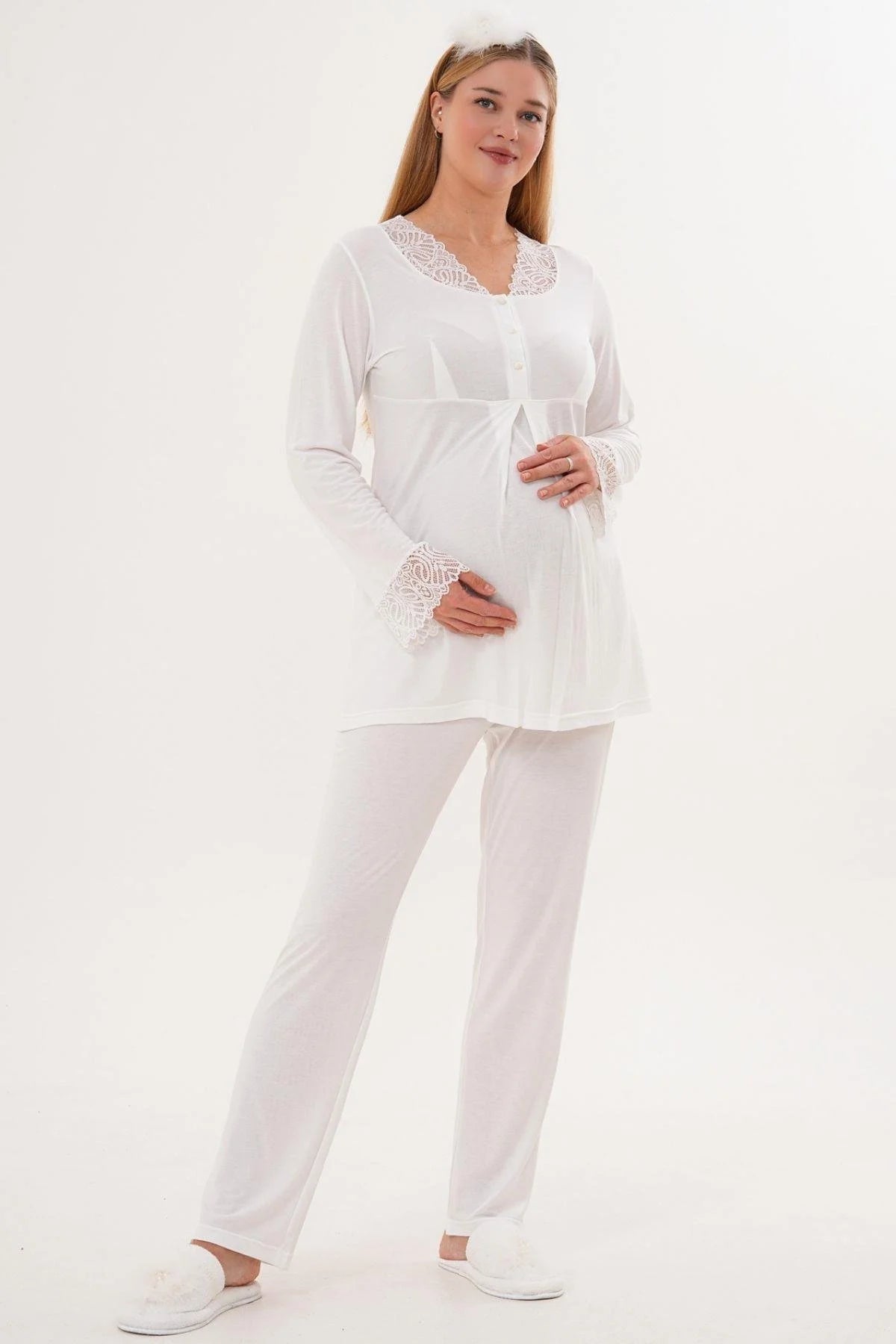 Lace Sleeve and Collar Maternity Feeding-Friendly Pajama Set Ecru - C5808