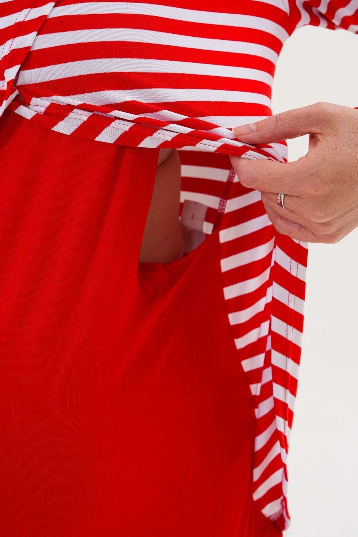 Relaxable Easy Breastfeeding Maternity Feeding-Friendly Pajama Set Red - C6303