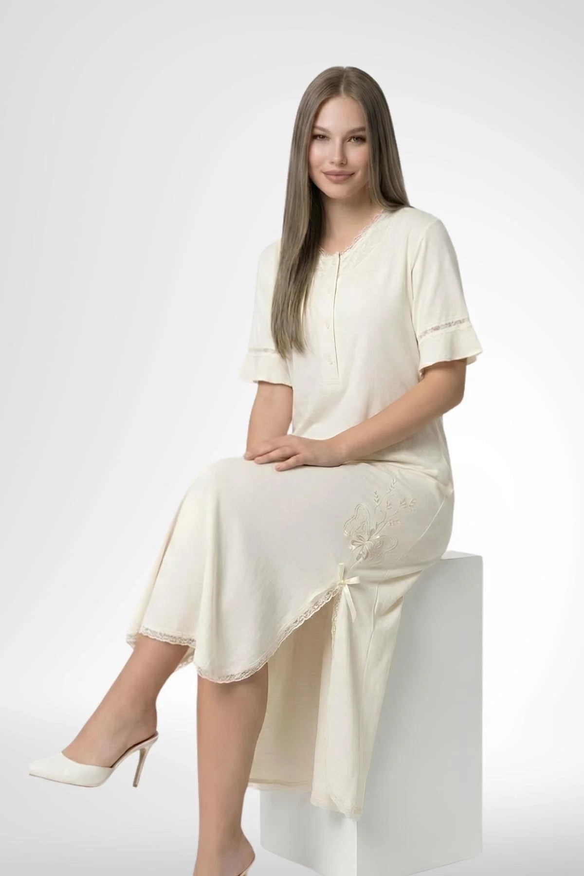 Lacy Edge Maternity Feeding-Friendly Nightgown Ecru - C6379