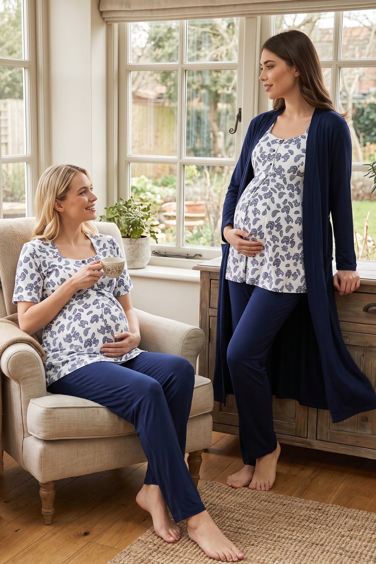 Patterned 3-Piece Maternity Feeding-Friendly Pajama & Robe Set Navy Blue - T8014
