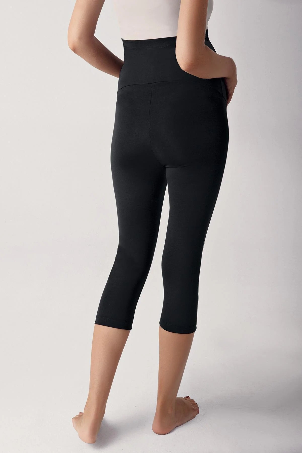 Adjustable High-Waisted Flexible Shaping Capri Maternity Leggings Black - LT9008