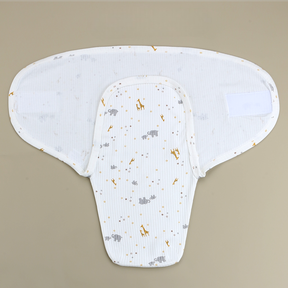 Giraffe & Elephant Cotton Baby Swaddle Ecru - SP001.72096.3